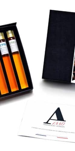 Un coffret de 6 fioles d'armagnac